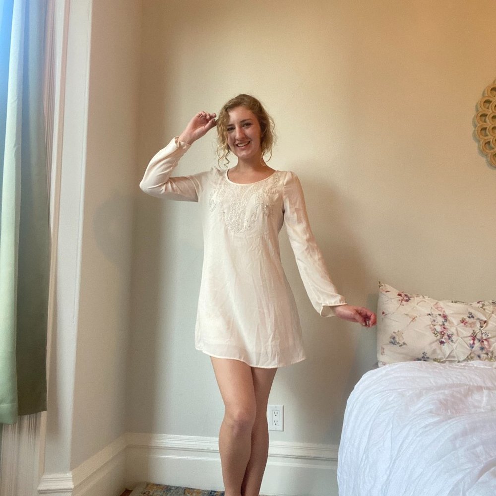 Unique Beige/Soft Pink Long Sleeve Mini Dress With Beaded Front Size M